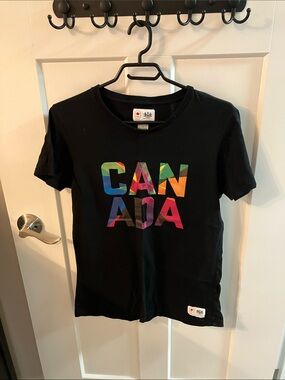 Hudson Bay Canada tee